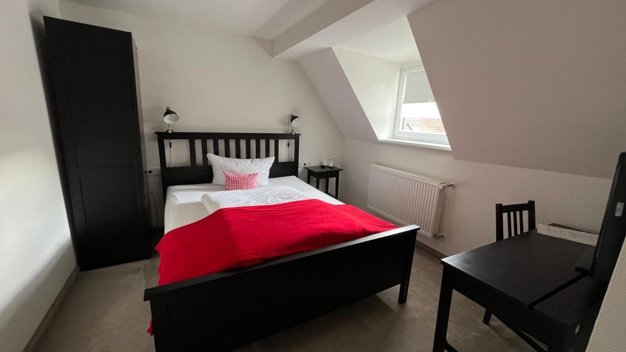 Hotel & Restaurant Zum Karpfen Obernburg am Main Extérieur photo